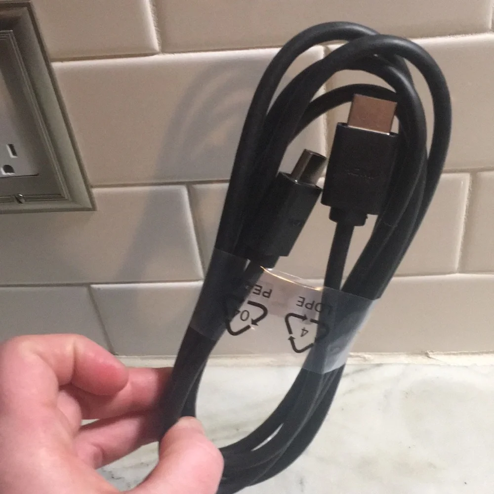 NWT 3 piece (benfei/hdmi/power)